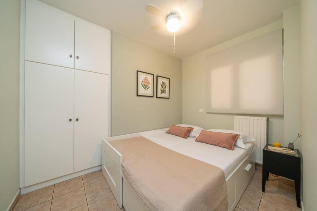 Central & Elegant Suite With Private Garden 아르고스톨리온 외부 사진